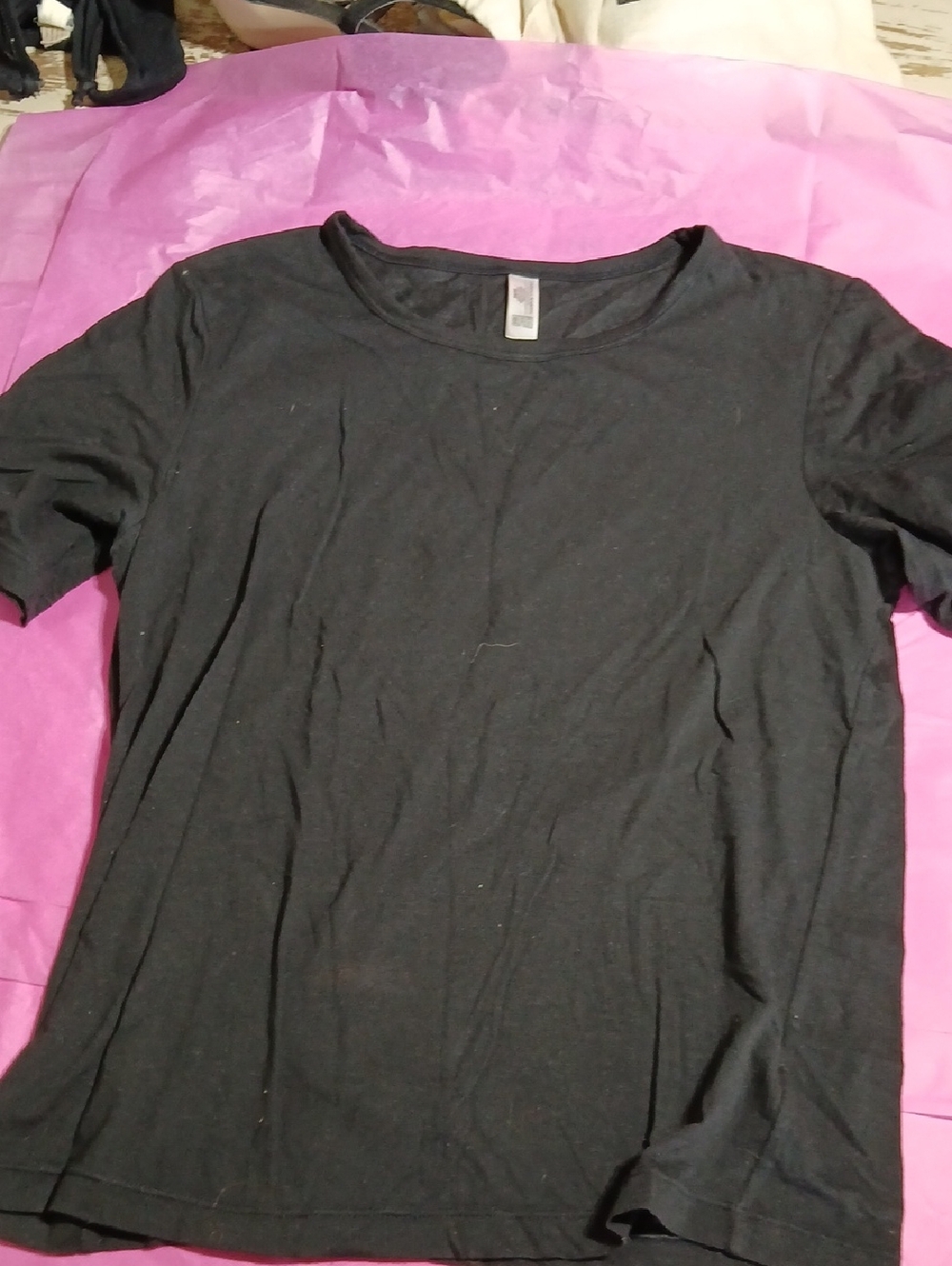 Donna Karan Black Short-Sleeve Scoop Neck Tee